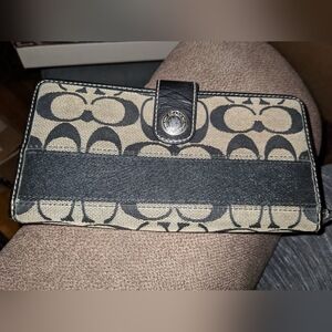 Vintage Coach Signature Zip Around Wallet
